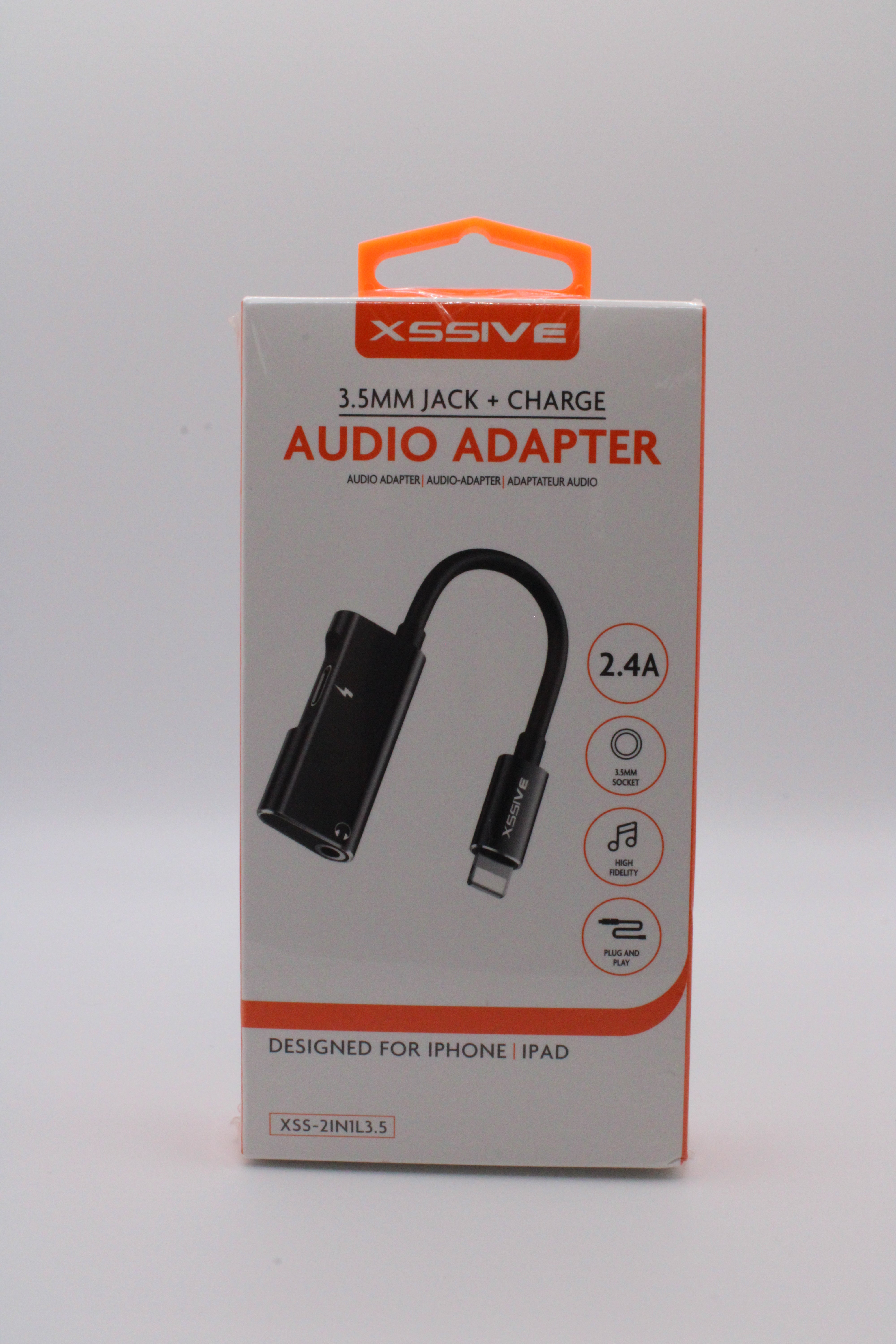 XSSIVE 3,5 mm Jack & Charge Audio Adapter für Apple iPhone, Android-Smartphones und kabelgebundene Kopfhörer – ermöglicht gleichzeitiges Aufladen und Audiowiedergabe